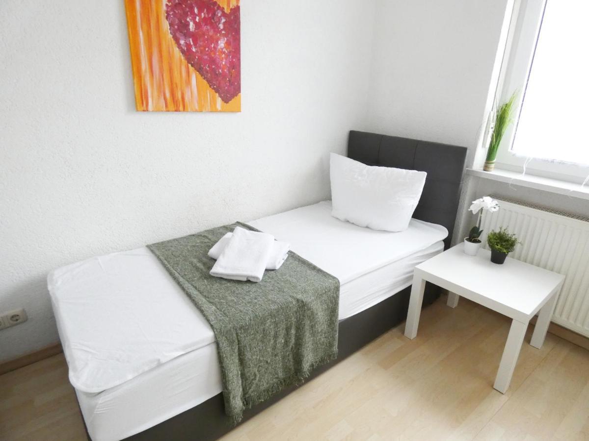 Sunnyhome Monteurwohnungen Und Apartments In Weiden Weiden in der Oberpfalz Buitenkant foto